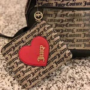 Juicy Couture | Bags | Juicy Couture Cross My Heart Beige  display picture 1